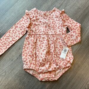 Old Navy Pink Leopard Print Baby Romper - 12-18 Months